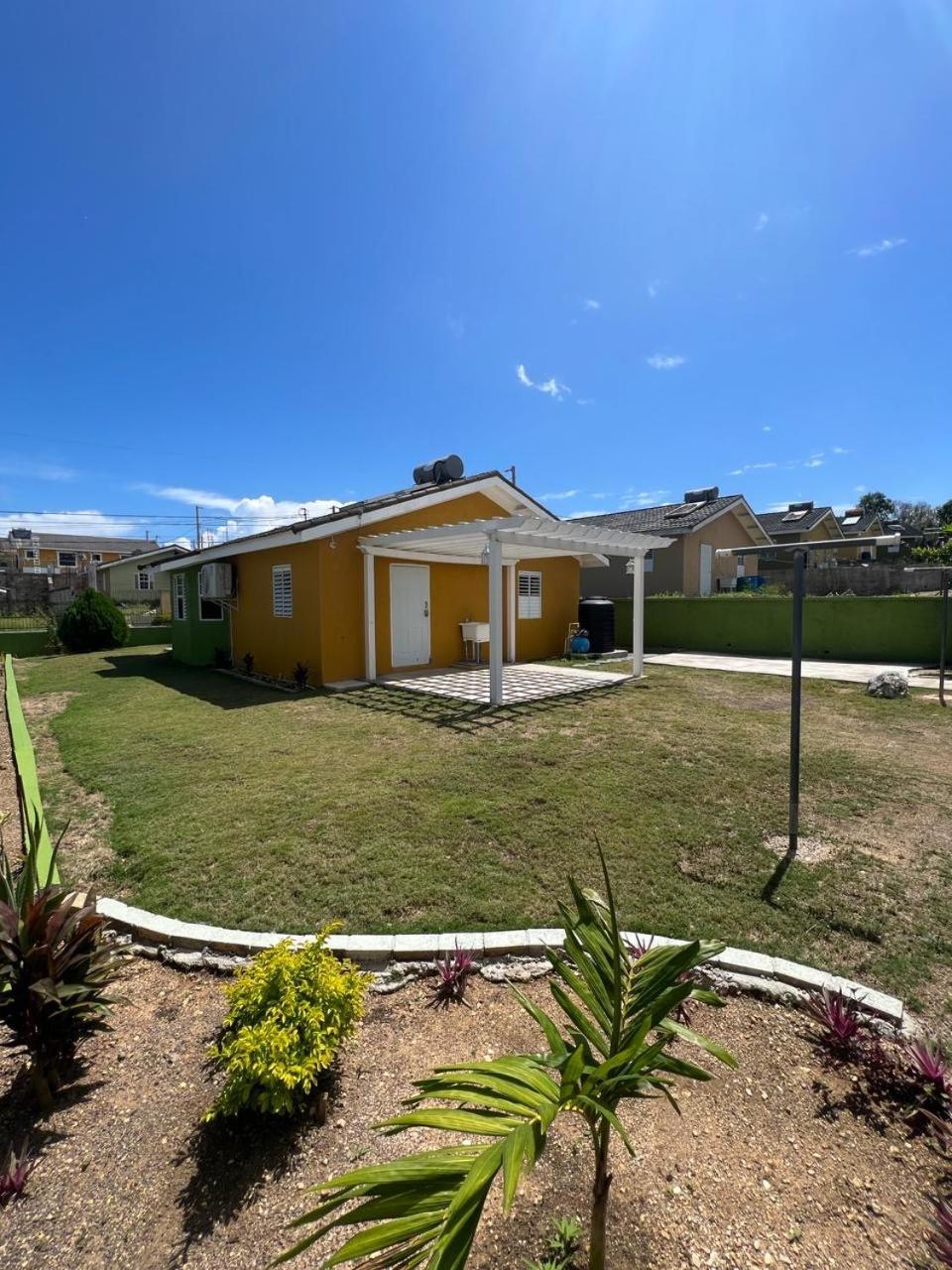 Reddie Vacation Homes Windsor  Ngoại thất bức ảnh